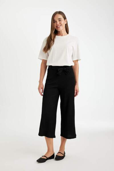 DeFacto Pantolon Regular Fit Bürümcük Kısa Paça Basic Düz D5924AX24HS