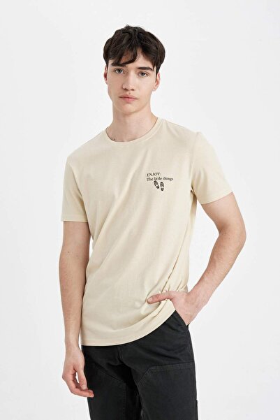 DeFacto Slim Fit Bisiklet Yaka Baskılı Kısa Kollu Tişört C3949AX24SM
