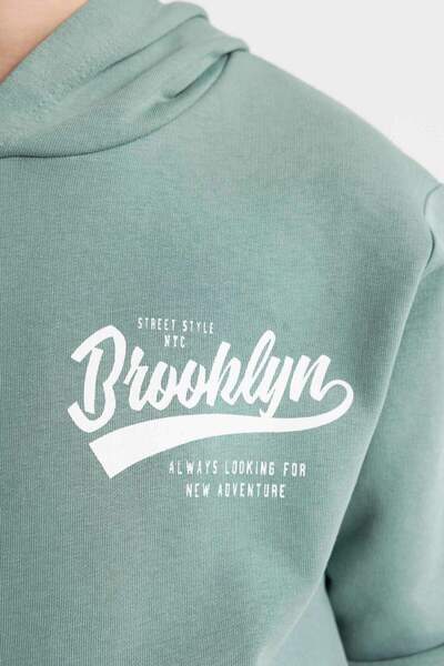 DeFacto Erkek Çocuk Yeşil Yazı Baskılı Cepli Kapüşonlu Okul Sweatshirt C7558A824AU