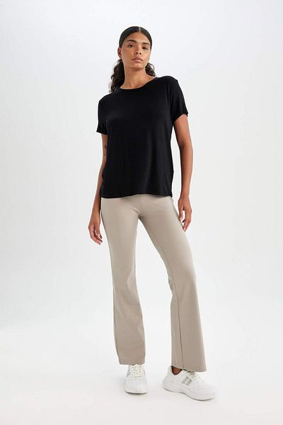 DeFacto DeFactoFit Standard Fit Rundhals Sport Basic Unifarben Kurzarm-T-Shirt D1904AX24HS