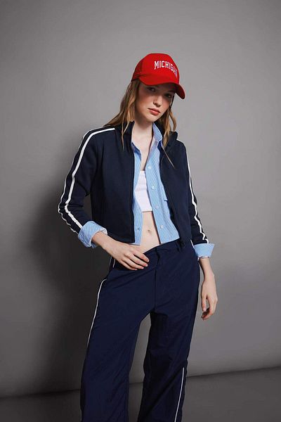 DeFacto Coool Fitted Stand Collar Basic Plain Pocket Zippered Sweatshirt D4751Ax24Au