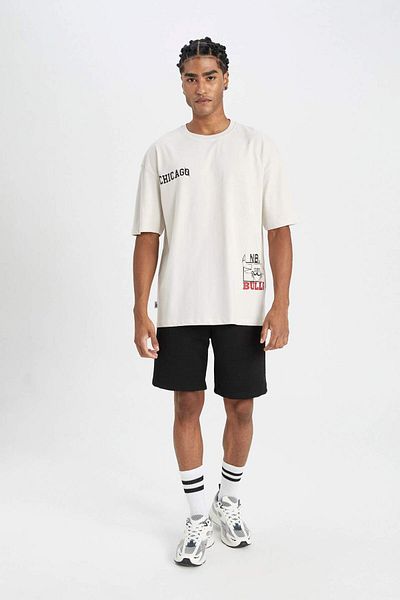 DeFacto Defactofit Nba Chicago Bulls Oversize Wide Fit Crew Neck Cotton Short Sleeve T-Shirt C9272Ax24A