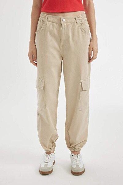 DeFacto Coool Jogger Pantolon Gabardin Kumaş Normal Bel Basic Düz Kargo Cepli B0454AX24AU