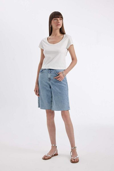 DeFacto Regular Fit Crew Neck Combed Cotton Basic Plain Short Sleeve T-Shirt D4455Ax24Hs
