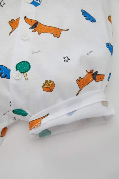 DeFacto Baby Junge Neugeborenes Hund bedruckter Kurzarm-Strampler aus gekämmter Baumwolle C9630A524SM