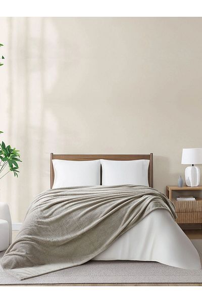 Donetella Single Size Fleece Blanket 170x210 cm, Floral Texture Soft & Cozy, 350 GSM for Bed & Sofa