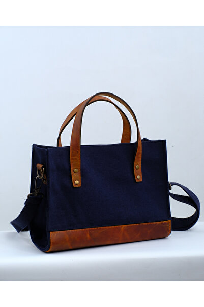 Wings Of Simurg Сумка з лавандою та ромашкою, вишита, натуральна шкіра та канва (синя, невеликого розміру)