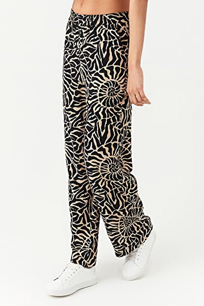 Select Moda Pantaloni negri cu model pentru femei, cu talie înaltă, cu picioare largi