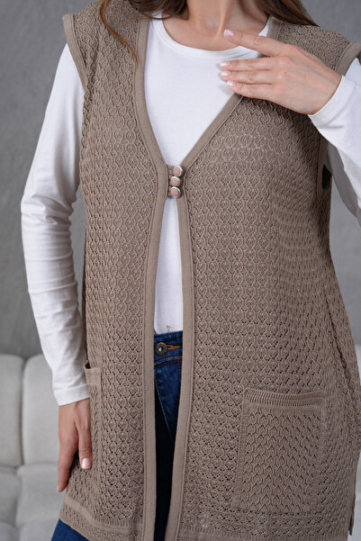 Lamierra Mercerized Woven - Mother Classic Vest with Three Buttons on the Front and Double Pockets