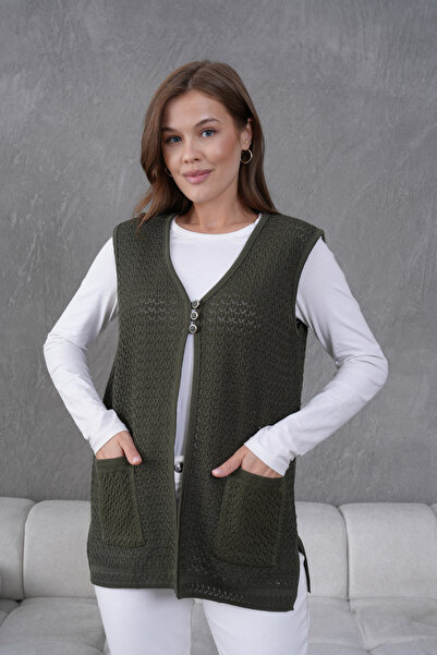 Lamierra Mercerized Woven - Mother Classic Vest with Three Buttons on the Front and Double Pockets