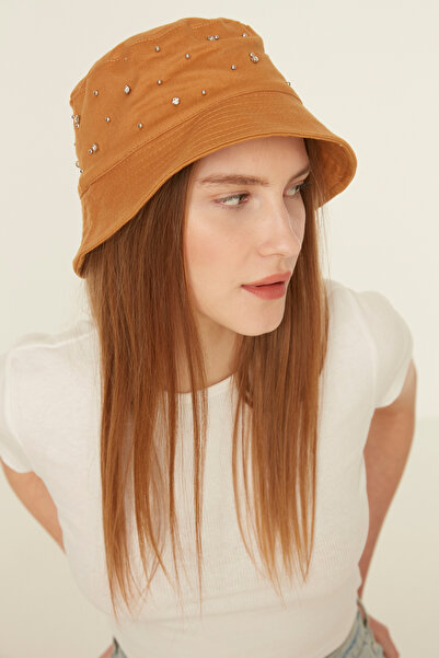 Saria Moda قبعة نسائية على شكل دلو الخردل مع أحجار على السطح