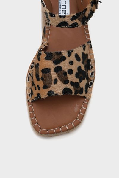 Capone Outfitters Brigid Ankle Strap Open Toe Women's Espadrille
