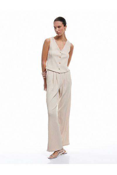 Koton Bürümcük Fabric V-Neck Buttoned Vest
