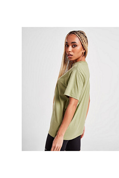 Nike Sportswear Essentials Short-Sleeve Kadın Tişört (YOUSPORTSWEAR)