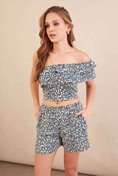 Cool & Sexy Women's Ecru-Blue Patterned Crop Shorts Set Ev100