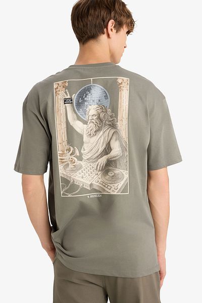 DeFacto Boxy Fit Crew Neck Back Printed Short Sleeve T-Shirt F8331Ax25Au