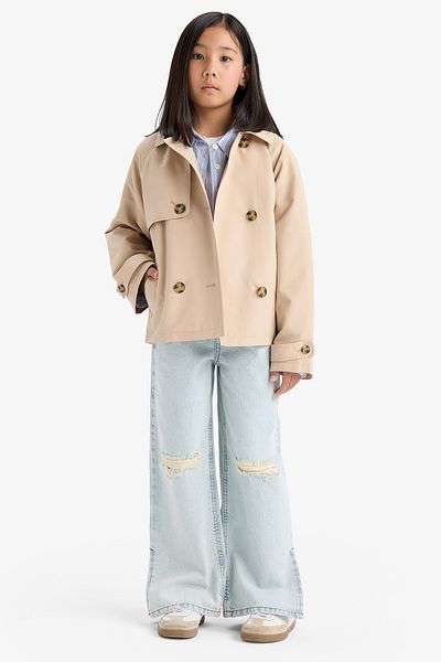 DeFacto Kurzer Trenchcoat mit normaler Passform und Knöpfen D6938a825sp