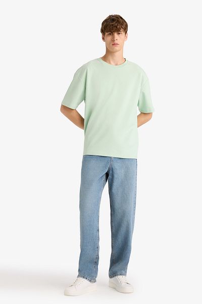 DeFacto Oversize Wide Fit No-Iron Crew Neck Short Sleeve Basic Plain Heavy Fabric T-Shirt X3926Az2