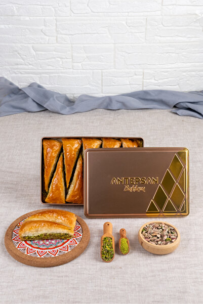 Antepsan Antep Fıstıklı Havuç Dilimi Baklava Özel Hediye Kutulu 750 G