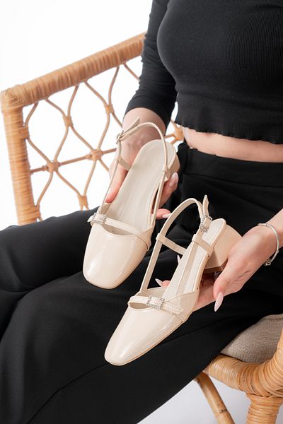 macella Laris Beige Patent Leather Stone Buckle Square Toe Short Heel Daily Comfortable Ballerina Women's Heeled Shoes