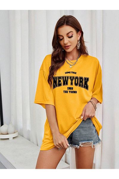 CLAYES 1968 Young Newyork - Tricou oversize cu decolteu rotund cu imprimeu galben
