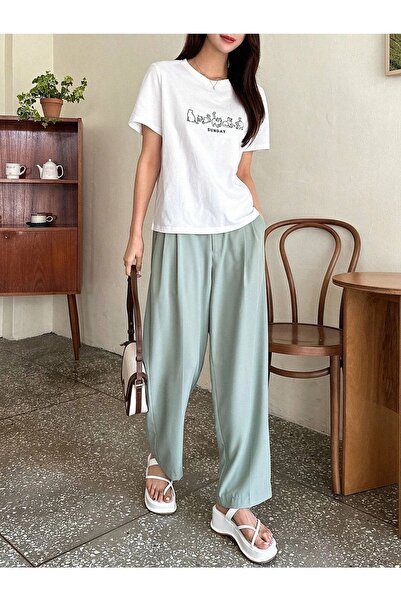 CLAYES Sunday Cat Figure T-shirt - Λευκό εμπριμέ κοντομάνικο μπλουζάκι με λαιμόκοψη