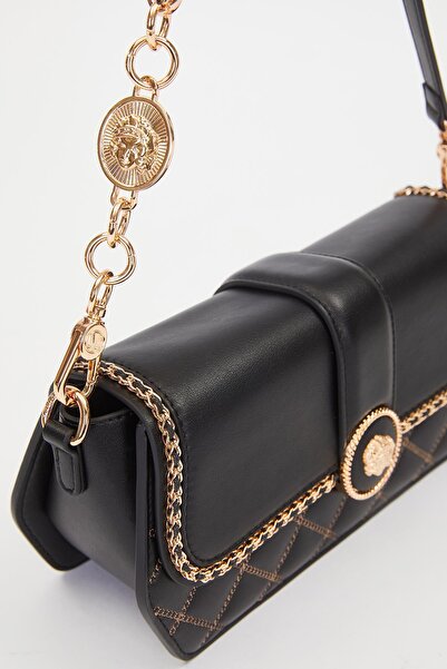 Levidor Round Buckle Detail Levidor Shoulder Bag Black