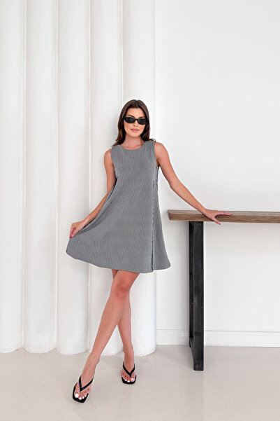 moda poni Αμάνικο φόρεμα σε γραμμή Α από ύφασμα Waterway