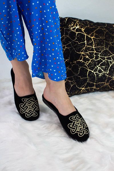 Moda Anna Γυναικείες παντόφλες για το σπίτι Χειμερινές μαλακές άνετες πολύχρωμες κεντημένες παντόφλες καλεσμένων για προίκα γέννησης