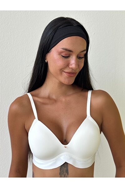 Cansoy Σουτιέν εκρού με ελαφριά υποστήριξη κοπής με λέιζερ (703)
