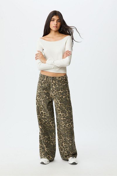 Stradivarius Off-the-shoulder top