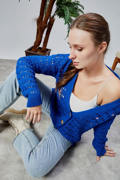 LUGMO Women's Knitwear Cardigan Flower Embroidered Perforated Standard Size Saks Blue