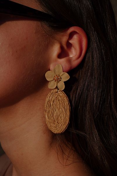 Rumon Floral Oval Straw Dangle Earrings