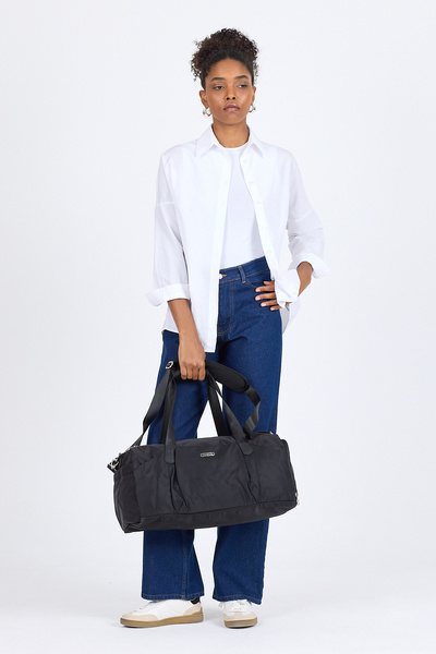 Chantria حقيبة سفر رياضية مقاومة للماء بحزام قابل للتعديل وحجرة للأحذية سعة 2...