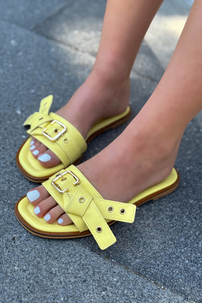 I Love Shoes Papuci de damă din piele mată Samaris cu detaliu cu cataramă galbenă