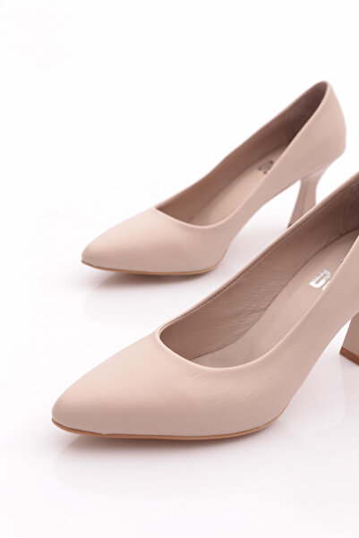 DGN 780 Women's Heeled Shoes