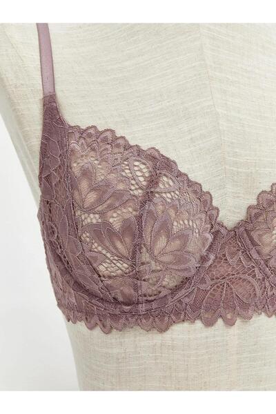 LC Waikiki LCW DREAM Balenli Dolgusuz Dantelli Tişört Sütyen (W5)