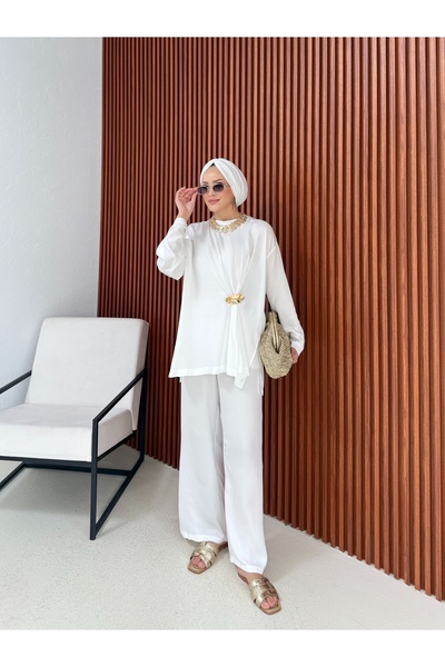 Melike Tatar Satin Brooch Suit 32-3570