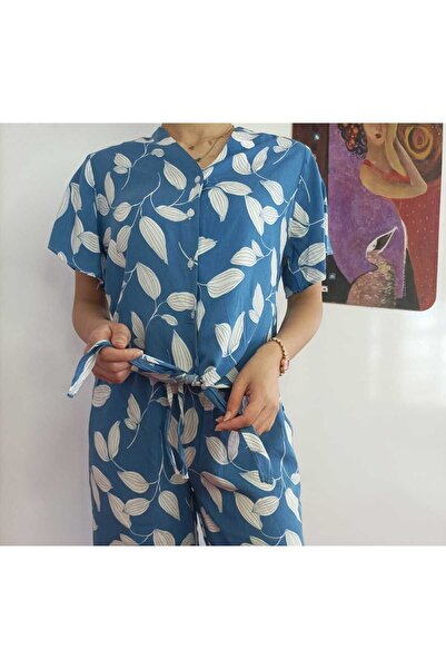 ŞIK VE MUTLU Tie-Up Tropical Patterned V-Neck Women's Shirt