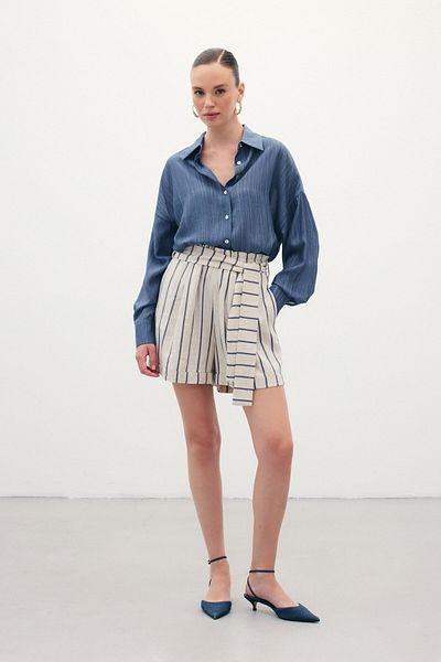 Sateen Pantaloni scurți din in dungi - bleumarin