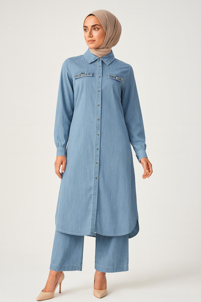 Doque 56041 ÖNDEN DÜĞMELİ CEP GÖRÜNÜMLÜ CEP KAPAKÇIKLARI TAŞLI PANTOLONUN BELİ LASTİKLİ İKİLİ SPOR TAKIM