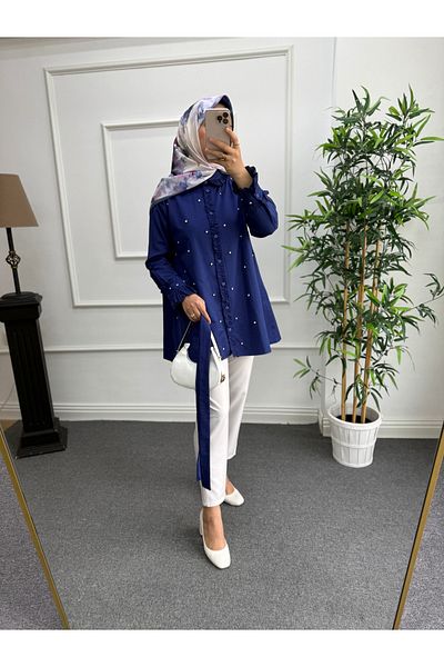 Nisa Nalbantoğlu Navy Blue Stone Detailed Poplin Shirt