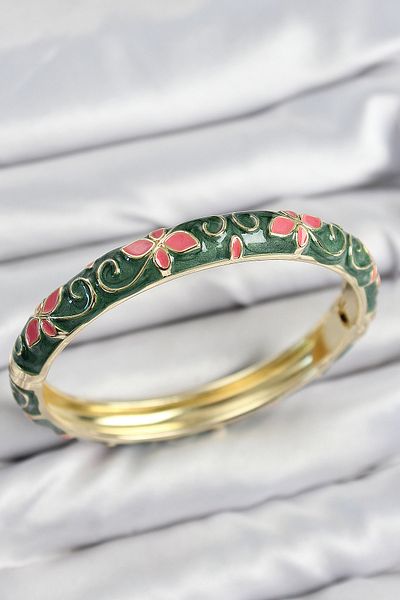 Clariss Mineli Brass Green Flower Motif Gold Women's Handcuffs