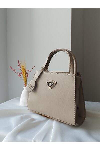 VivazzaLuxe حقيبة يد وكتف نسائية من الجلد البيج موديل تريندر باجيت – أناقة خالدة معك