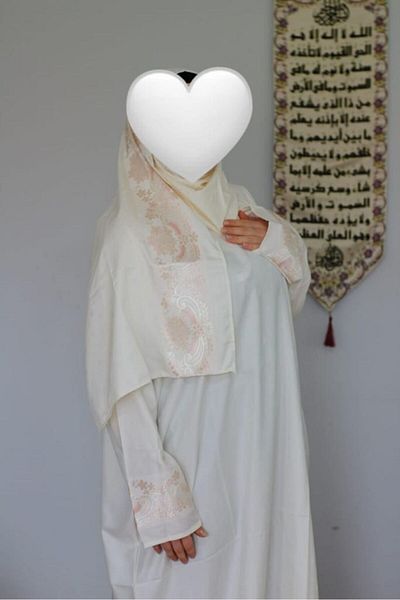 Generic Distinctive Turkish women's prayer