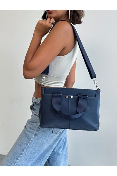 KIRASE Stylish Quality Medium Size Soft Leather Multi-Pocket Hand and Shoulder Bag. Boy 21 cm Width 33 cm