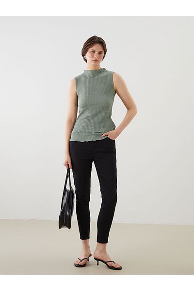 LC Waikiki Pantaloni slim pentru femei