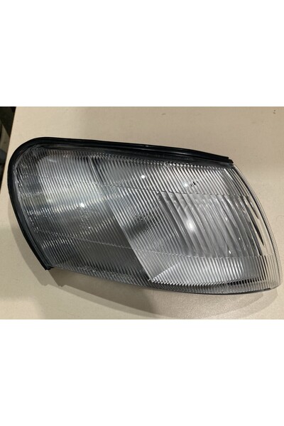 Sinyal Lambası Toyota Corolla Düz Beyaz Duylu SAĞ 212-1575R-AE AE100