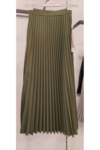 Famelin piliseli etek