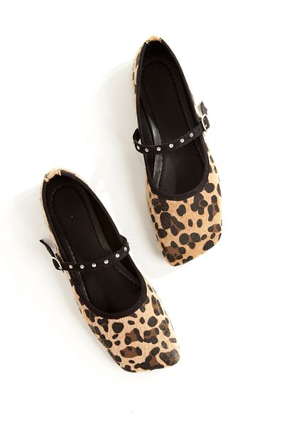 PİMORA ''Paola'' Leopard Wide Blunt Trapezoid Toe Caped Orthopedic Closed Ballerina New Season